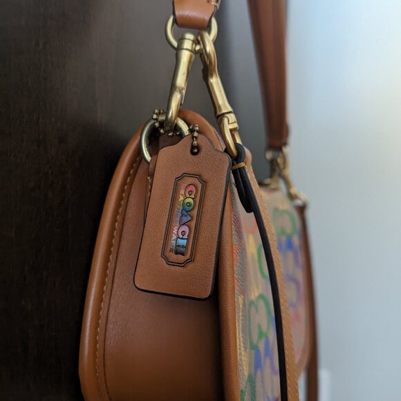 Coach Pride Signature Swinger Women's Small Crossbody/Shoulder Bag Tan Hazelnut - Picture 3 of 5